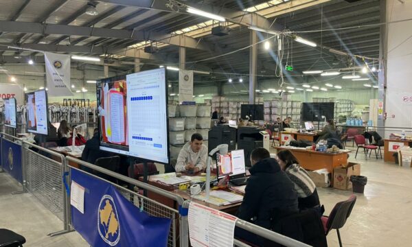 Përfundon numërimi i votave nga ambasadat, nis ai postar