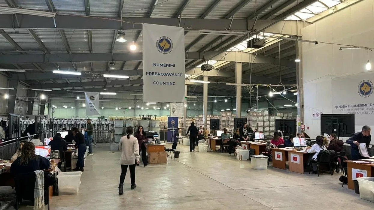 LVV në Epërsi pas Numërimit të Votave me Postë