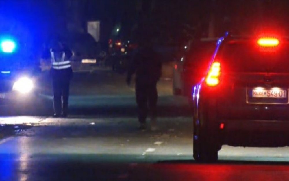 Vajza 9-vjeçare plagoset nga të shtënat me armë në Gjakovë