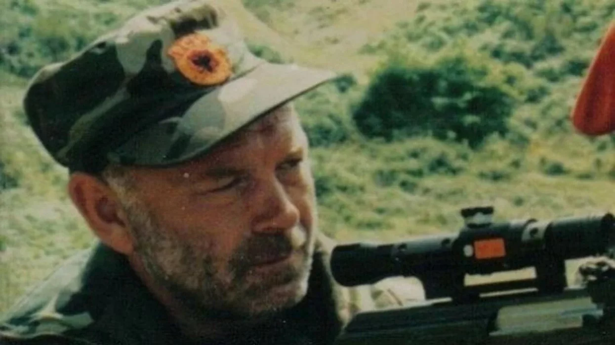 Presidentja Osmani përkujton Tahir Zemajn si atdhetar të shquar