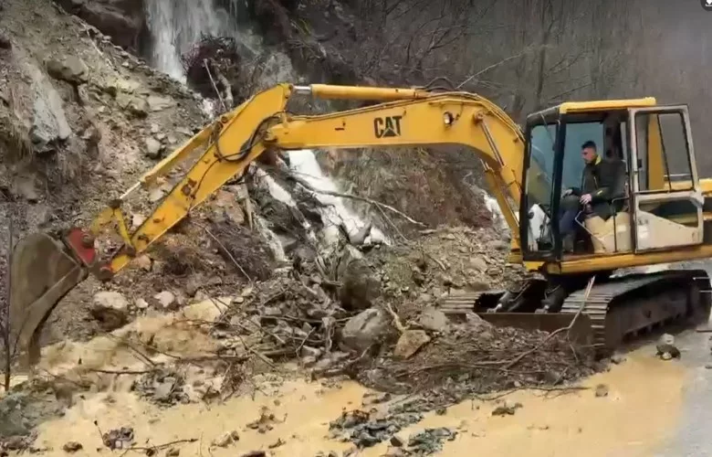 Punimet për hapjen e rrugës në Jasiq e Gjocaj vijojnë në Junik