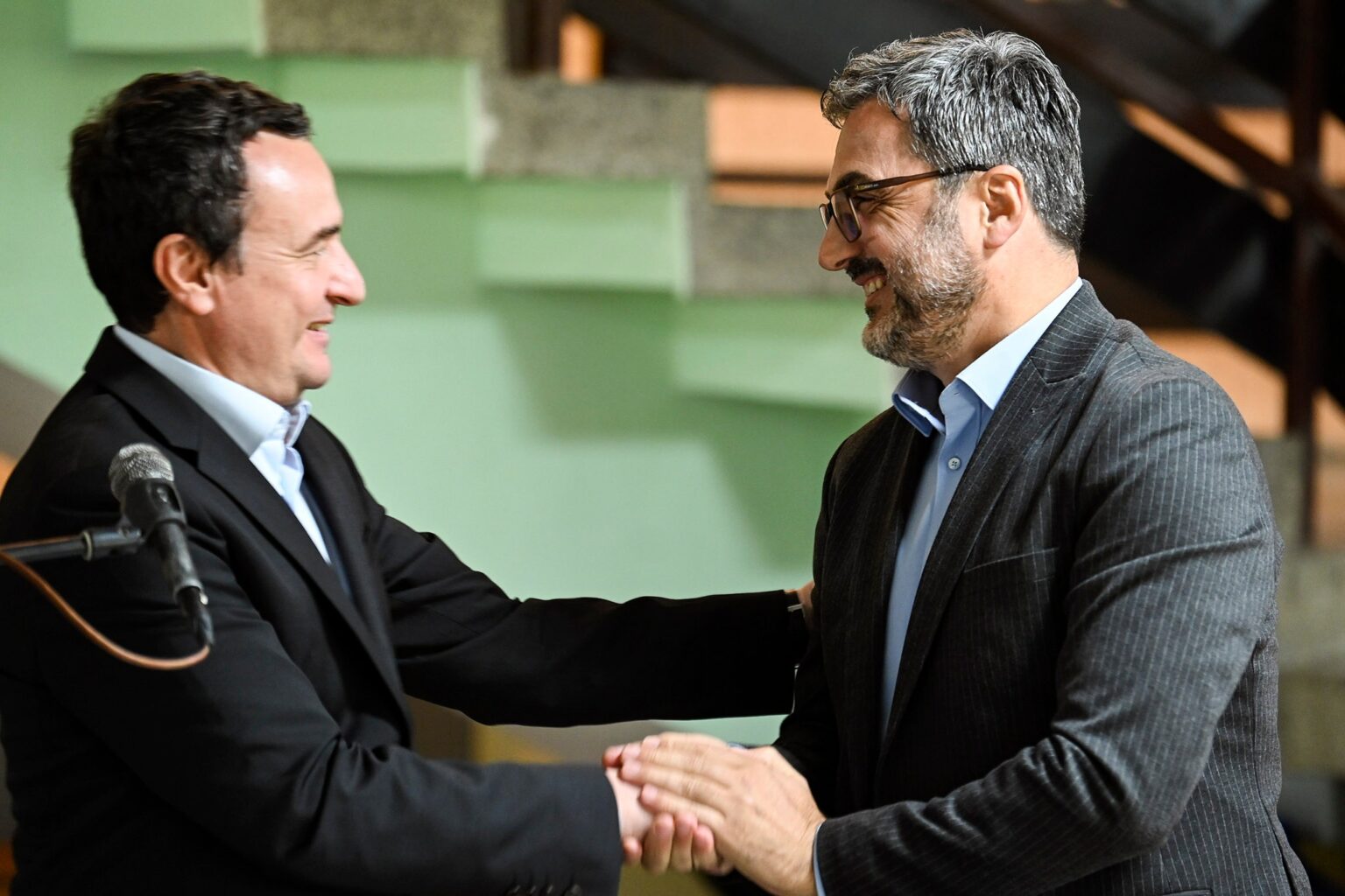 Ardian Gola komenton mundësinë për postin e ministrit të arsimit