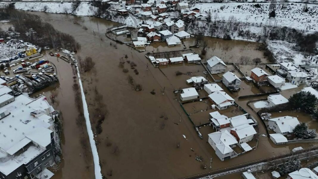 Mitrovica rifillon normalizimin pas stuhive të shiut