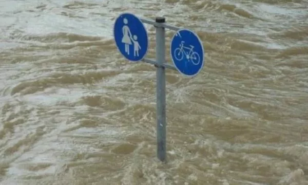 Reshjet në Gjilan: Këshillohet përdorimi i rrugëve alternative