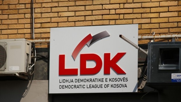 Zyrtari i LDK-së: Nuk do të mbështesim Vjosa Osmanin