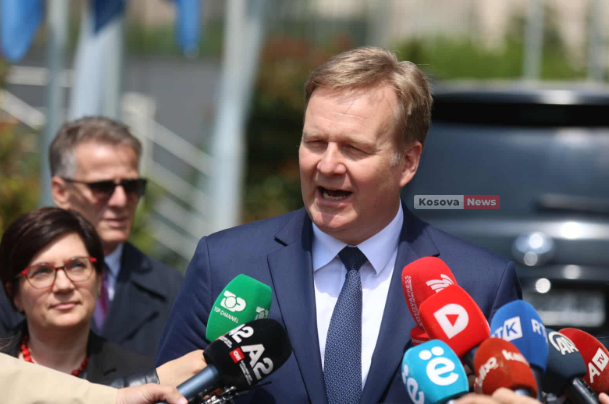 Bisedimet Kosovë-Serbi synojnë përparim deri në vitin 2026