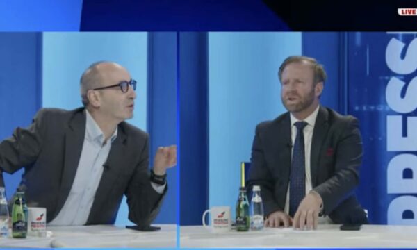 Debat mbi Metodat e Opozitës: Abazi dhe Mirena Diskutojnë