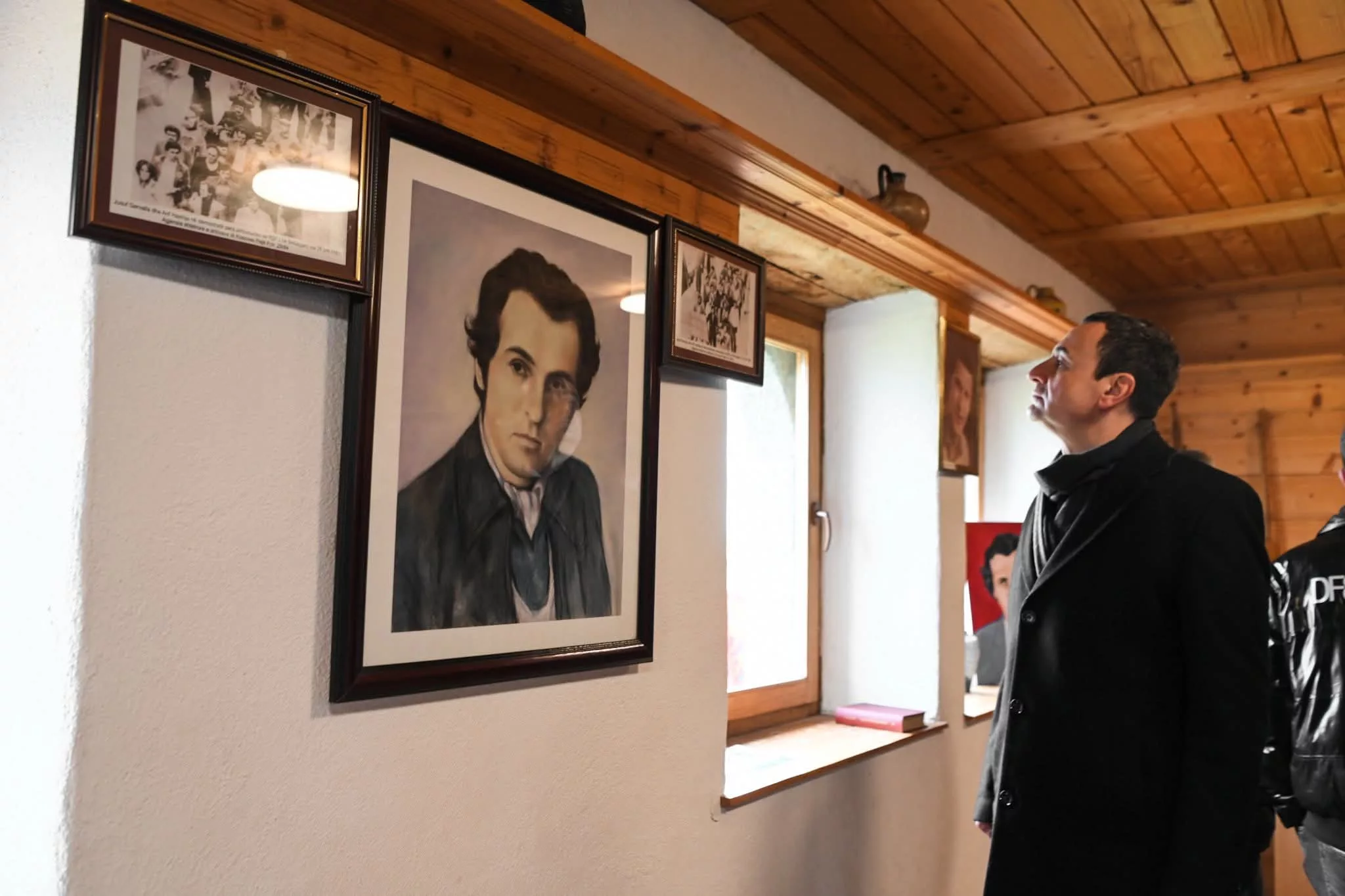 Kurti kërkon drejtësi për vrasjen e Jusuf e Bardhosh Gërvallës