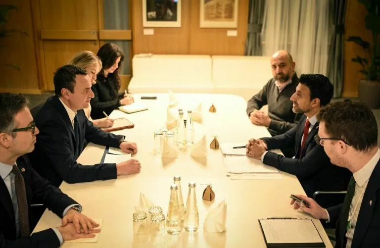 Kryeministri Kurti bisedon me ministrin kanadez për tregtinë