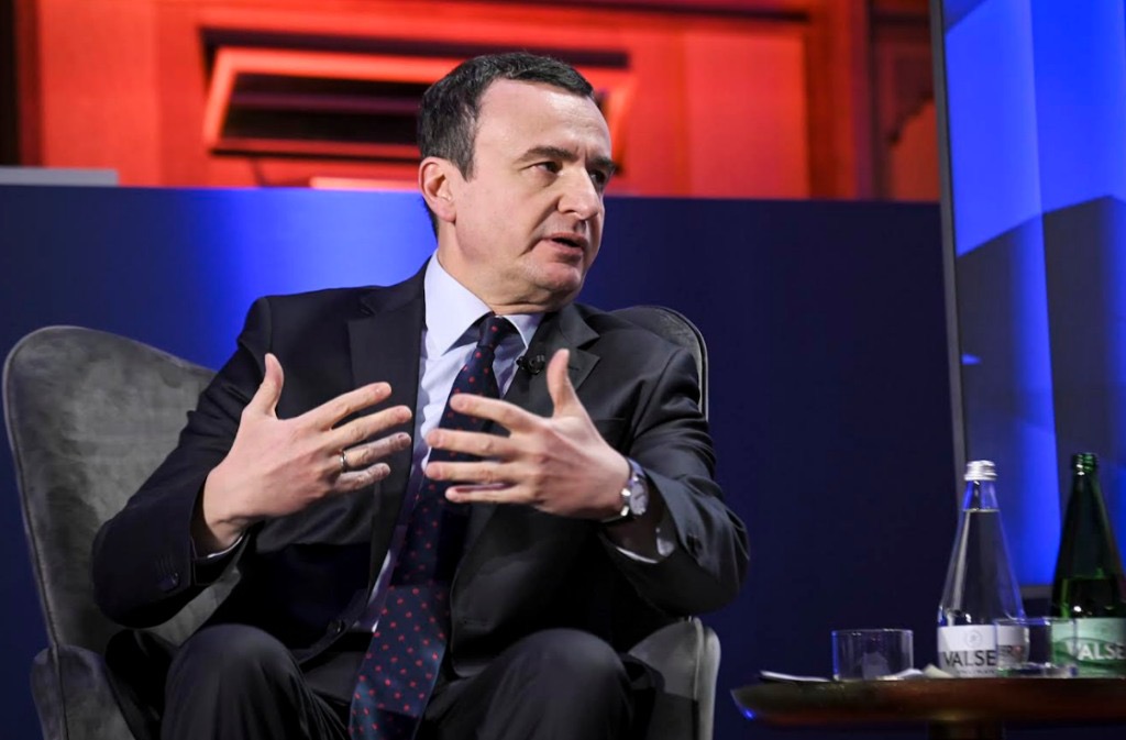 Kurti: Ministrat duhet të shmangin plotësisht korrupsionin