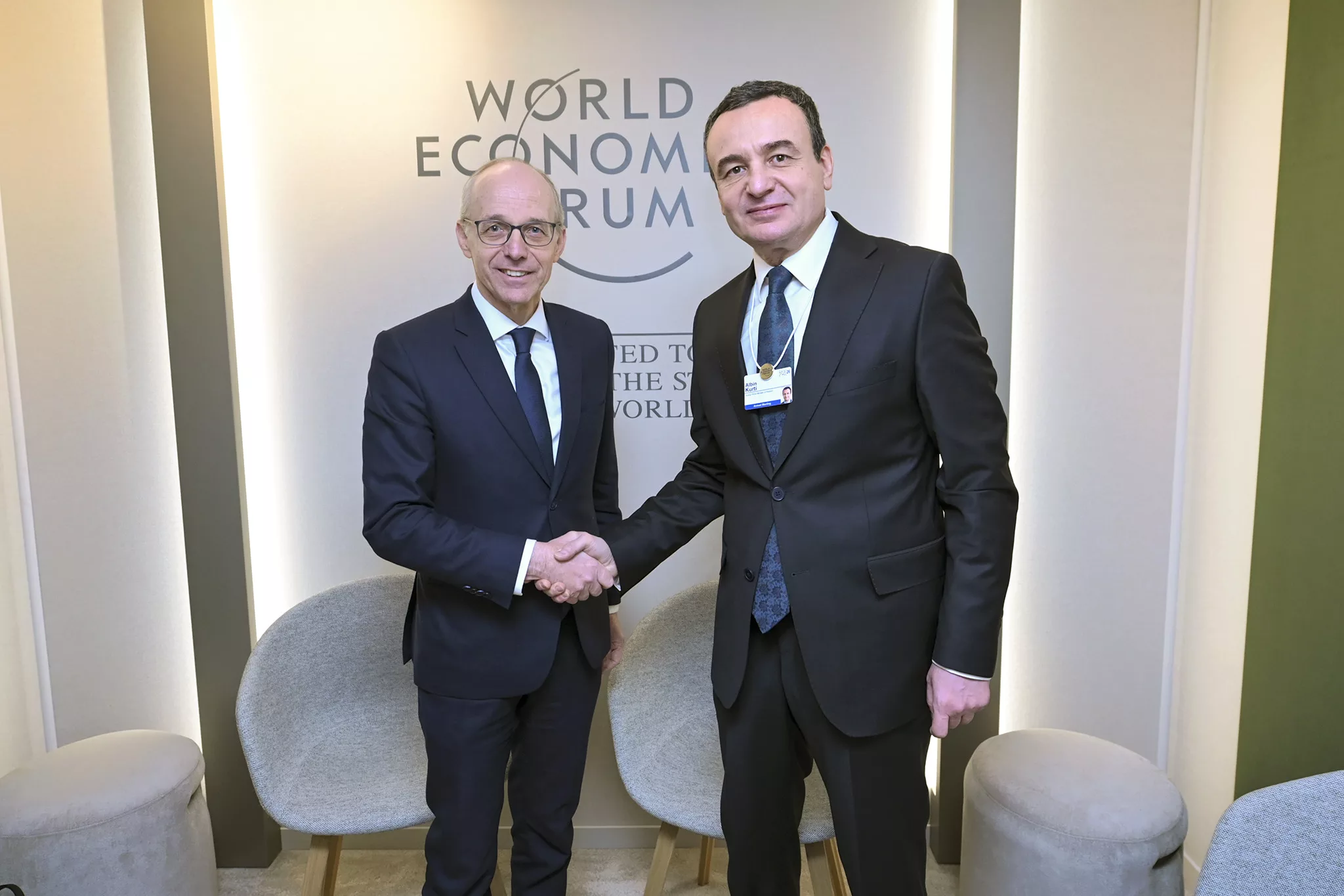 Kryeministri Kurti zhvillon takim me homologun e Luksemburgut