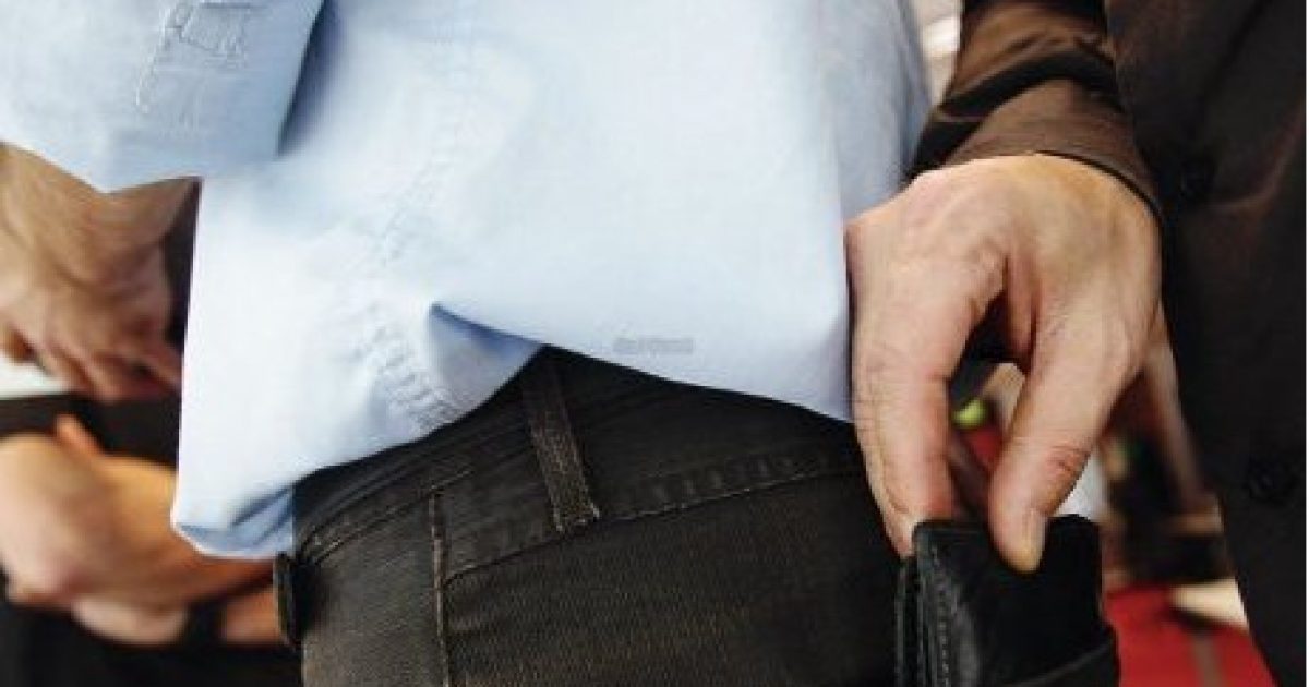 Qytetari në Mitrovicë viktimë e grabitjes së kuletës në rrugë