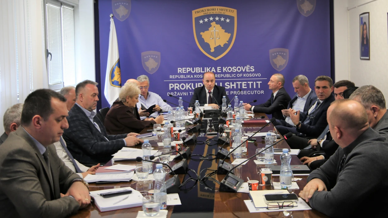 Qalaj mbledh prokurorët për hetime të unifikuara të votave