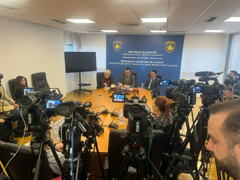 68 Persona të Intervistuar, 15 të Ndaluar për 48 Orë në Hetim