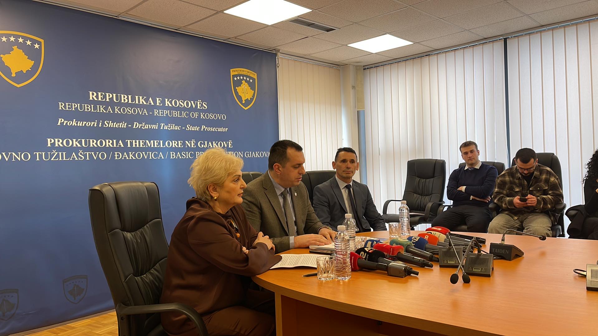 Gashi flet për intervistimin e të afërmve të zyrtarëve të KQZ-së