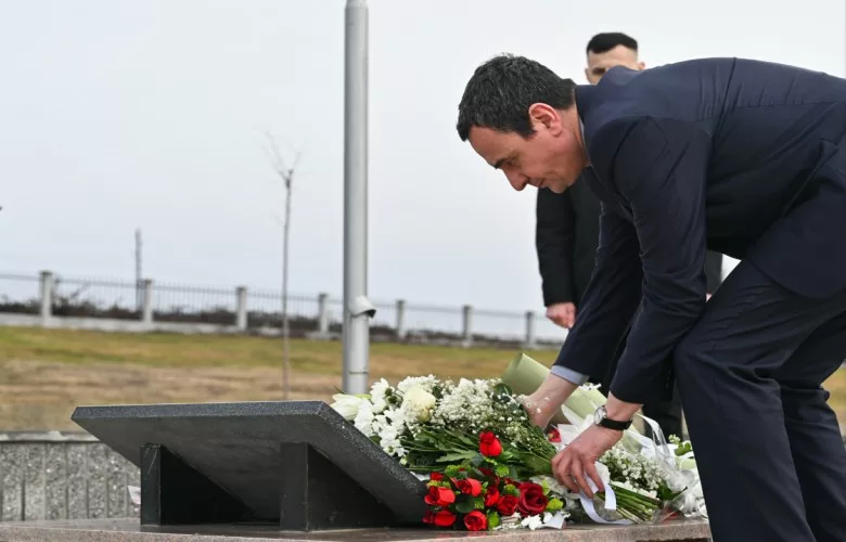 Ilir Merturi nderohet me medaljon për kontributin e tij