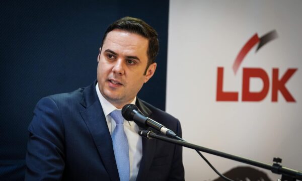 Abdixhiku: Sot vendosim të ardhmen tonë politike me votë