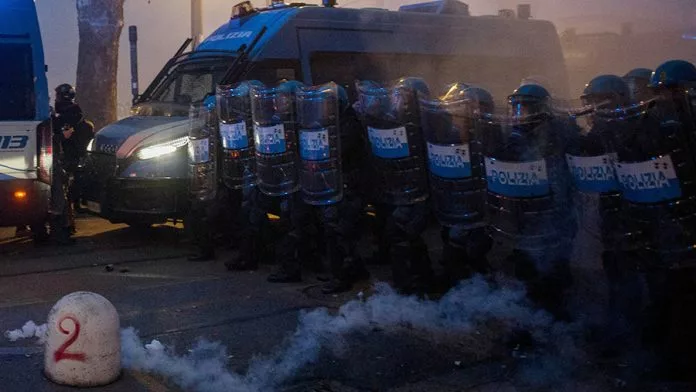 Itali: Protesta në Torino, mbi 30 të plagosur nga përplasjet