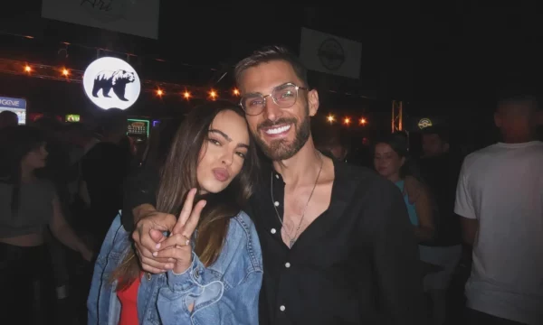 Rina Maloku fshin fotot me Festim Isufin pas kthimit online