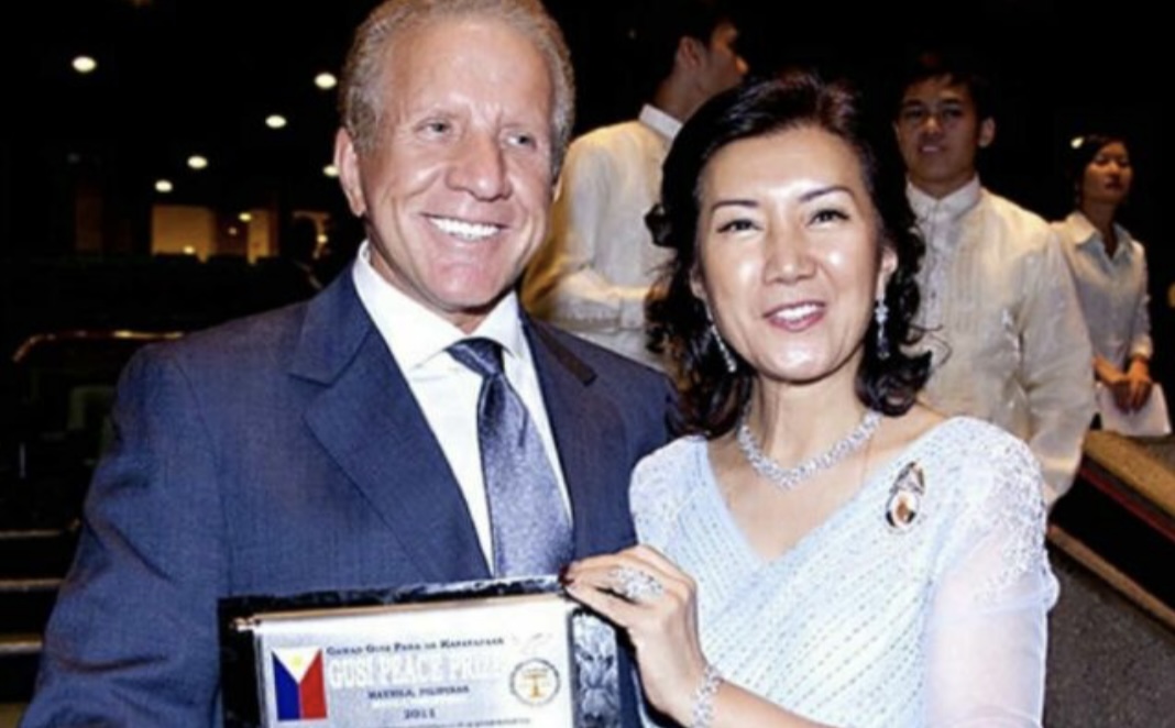 Shoqëruesja e Pacollit viziton rezidencën e Epsteinit në Nju Jork