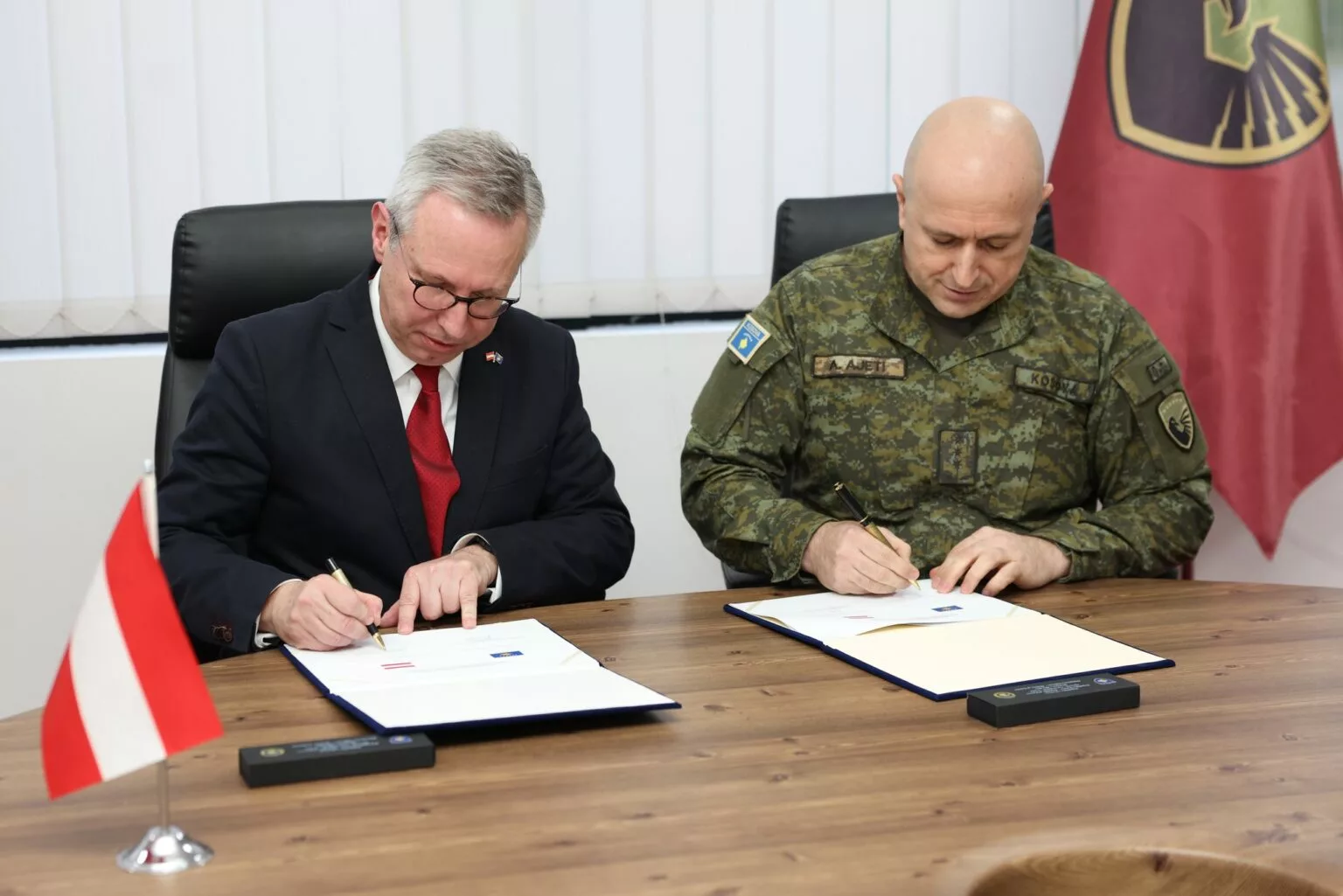 Kosova dhe Austria dakordësojnë bashkëpunim në mbrojtje
