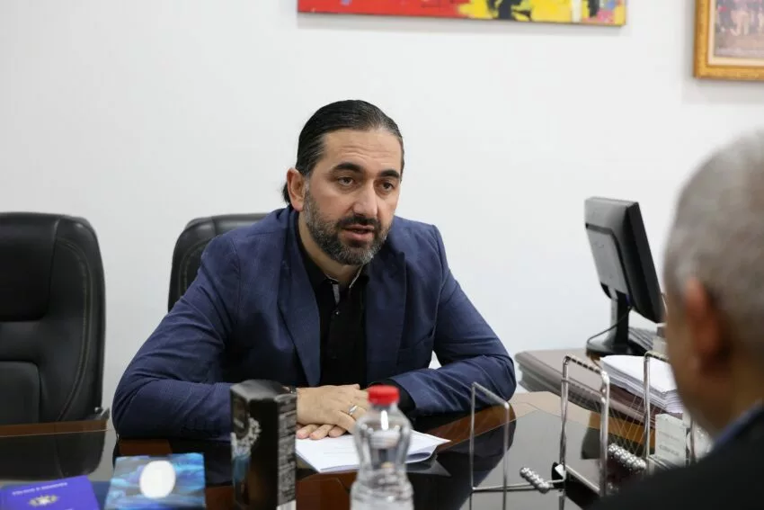 Dosjet në hetuesi të mbështetura nga vendime të paligjshme